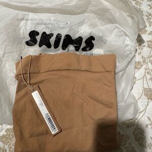 SKIMS Camel Lounge Pants